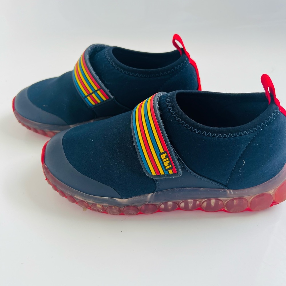 Little kids boys light up sneakers size 1